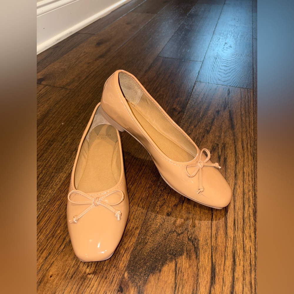 ⚡️ FLASH SALE ⚡️ Crown & Ivy Beale Flats
